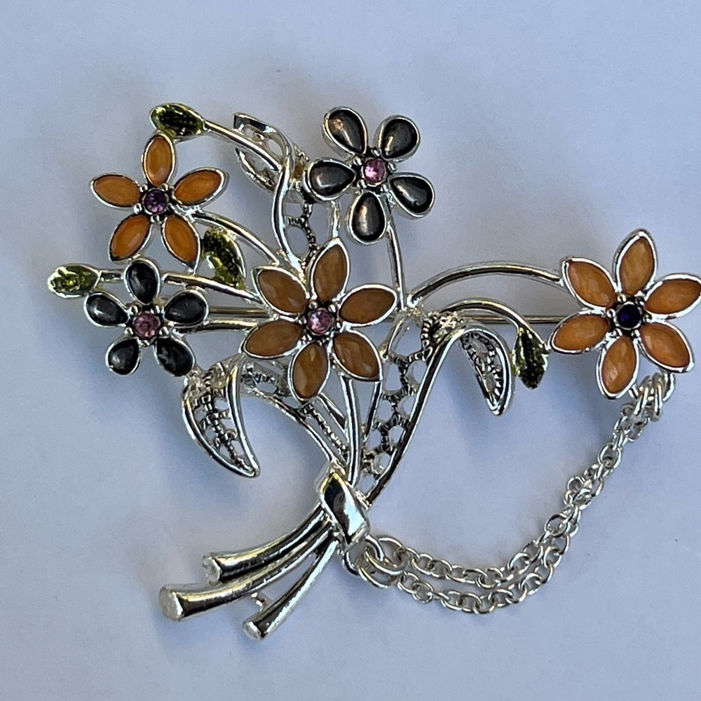 𝅺multi color Floral Silver Tone Brooch‎